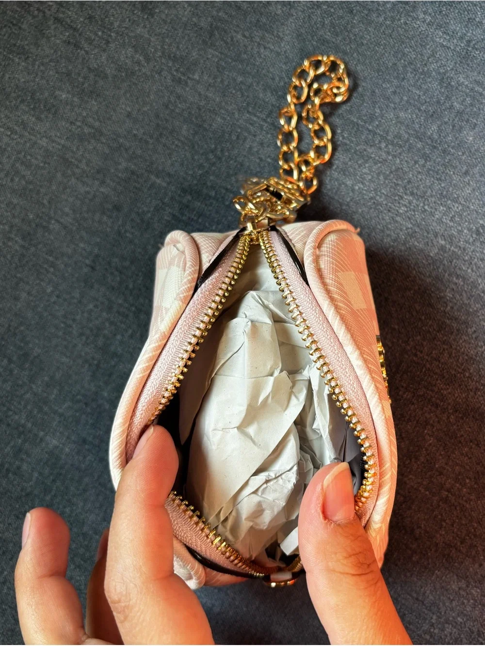 Juicy Couture Pink & Cream Check Wristlet with Gold Chain